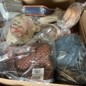 woman bags & purse pallets